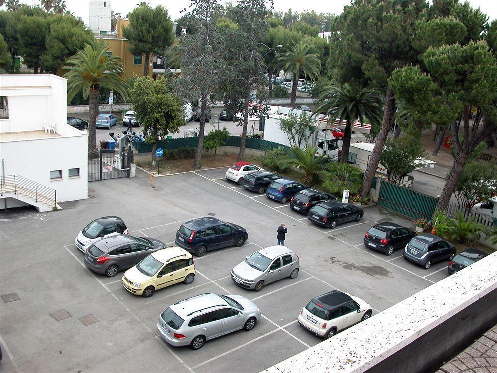 Hotel Calabresi San Benedetto del Tronto Eksteriør bilde