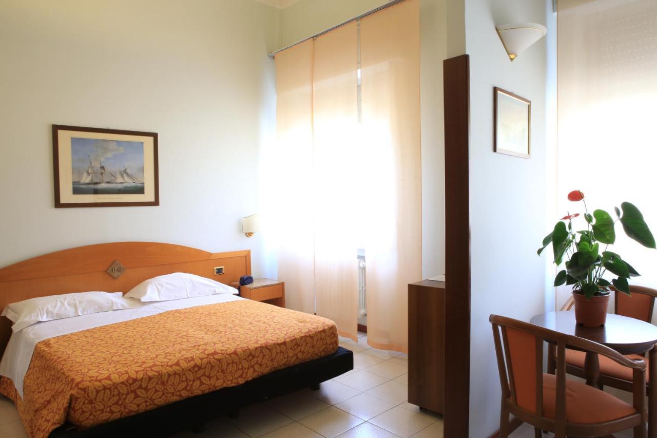 Hotel Calabresi San Benedetto del Tronto Eksteriør bilde